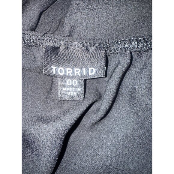 Torrid Womens Cold Shoulder Black Lace Top Size L - Picture 7 of 9
